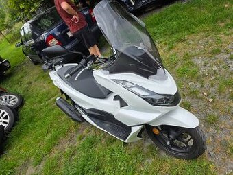 Honda pcx 125