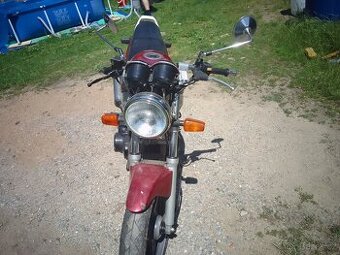 Suzuki GS500E