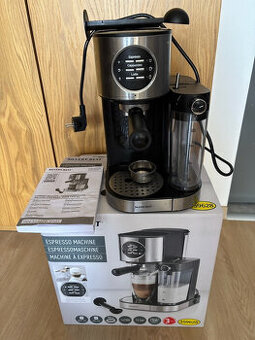 ESPRESSO KÁVOVAR S NAPĚŇOVAČEM MLÉKA, SILVER CREST, v záruce