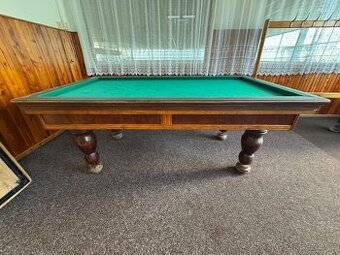 Kulečníkový stůl karambol