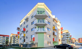 Pronájem bytu 1+kk s předzahrádkou, 66 m², Uherské Hradiště