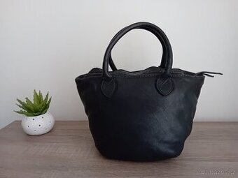 BB chic dámská kabelka do ruky kožená