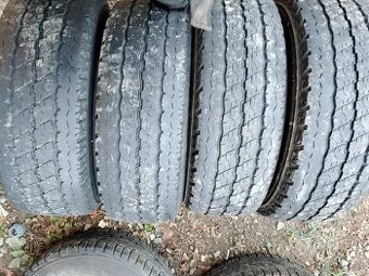 215/70/15c 109/107s Bridgestone - letní pneu 4ks dodávkové
