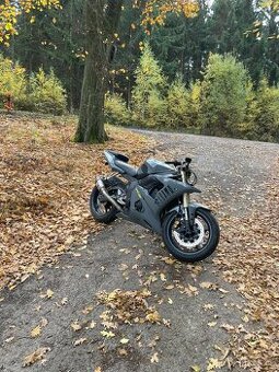 Yamaha R6 2005 s 25Kw v TP