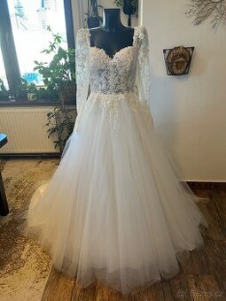 Nové svatební šaty, víc druhů