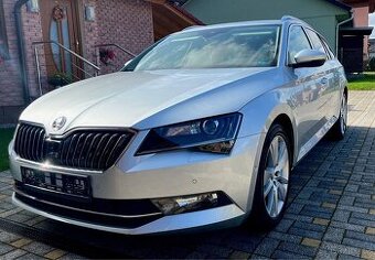 Škoda Superb 2.0 TSI TOP Málo km