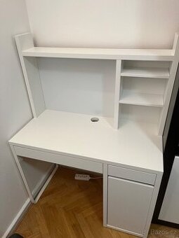 Psací stůl bílý IKEA Micke