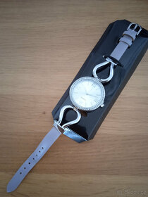 Dámské hodinky