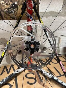 Nové hydraulické brzdy SRAM Code R + kotouče 200mm