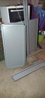 Prodám náhradní díly na regál