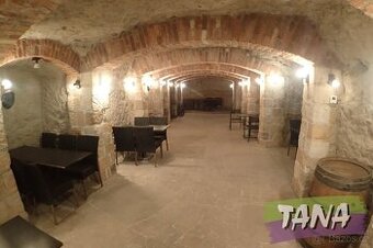 Unikátní restaurace v podzemní k dlouhodobému pronájmu v obc