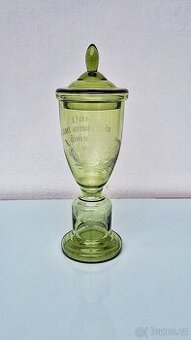 Starý skleněný pohár pro vítěze - 1