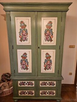 Selský nábytek Art-Styl - Televizní almara a stolek