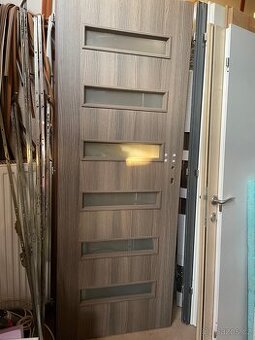 Dveře interiérové 600 pravé CPL