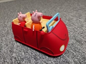 Prasátko Peppa Hasbro rodinné auto