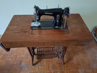 Šicí stroj Minerva