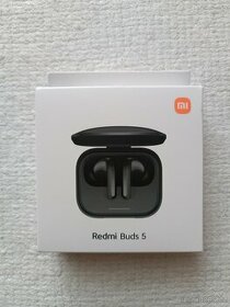 Nová sluchátka Xiaomi Redmi Buds 5