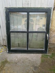4 kusy - Dřevěné okno 122 x 130 cm