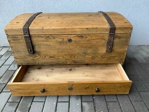 Dřevěná truhla - lodní kufr - 1