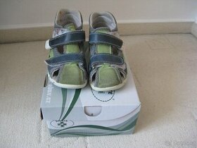 Sante sandalky zelene vel. 26, vnitrni stelka 16,6 cm - 1