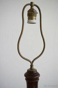 Soustružená stojanová lampa - 1