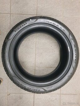Sada pneu Pirelli P ZERO (PZ4) 245/45 R19 102Y - 1