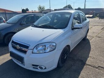 Chevrolet Aveo 2008 na náhradní díly