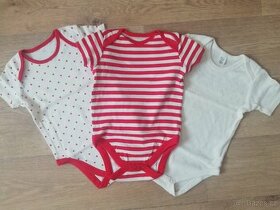 3x Body s krátkým rukávem - 12-18 měsíců
