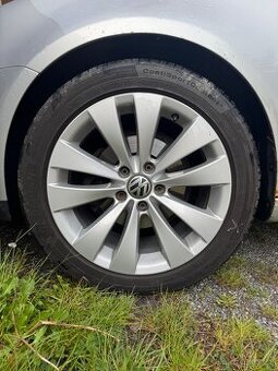 Alu kola VW 5x112 R17 235/45 letní pneu