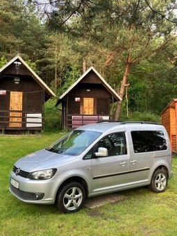 VW CADDY 2 TDI 103 KW 7 míst
