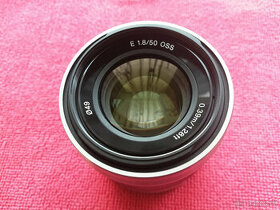 Sony 50mm F/1.8 OSS - SEL50F18
