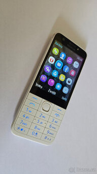 Nokia 230 bílá