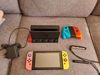 Nintendo Switch + Mario Kart