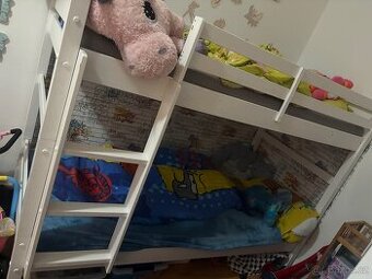 Dvoupatrová postel