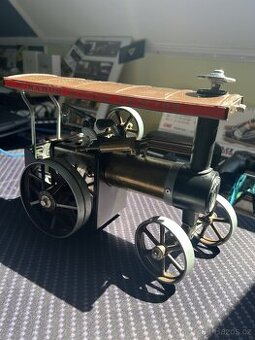 Mamod steam tractor