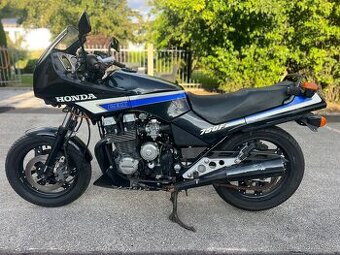 Honda cbx 750