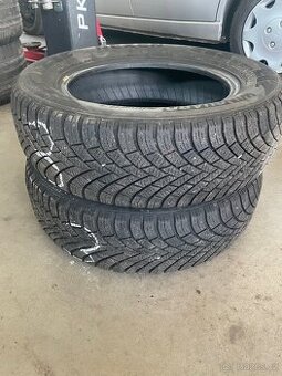 2x zimní pneu Nexen Winguard 195/65 R15