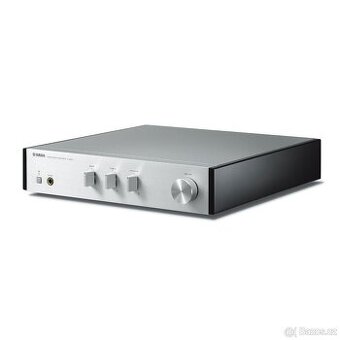 Yamaha mcr-670D