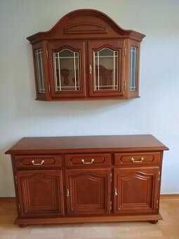 Komoda s vitrínou - pouze komplet