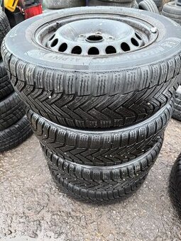 Prodám zimní sadu 195/65 R15 5x100