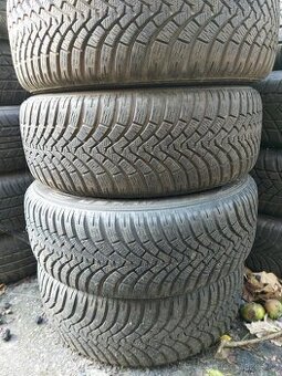 Zimní pneu FALKEN EUROWINTER 185/55 R15