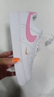 Krásné dámské boty Airforce