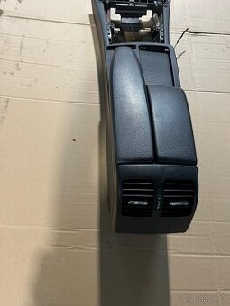 Loketní opěrka Mercedes-Benz W204 středový tunel