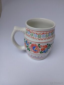 Keramický malovaný půllitr