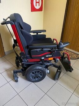 Elektrický invalidní vozík