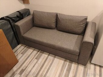 Téměř novy dvoumístní gauč