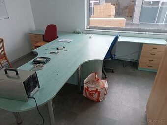 Kancelářský nábytek