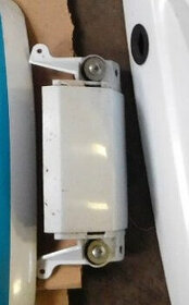 Suzuki DR 650 RS - Plast pod přední světlo