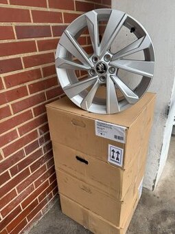 Nová alu 17" 5x100 RIEGEL Fabia 4, POLO, apod. sleva 57%