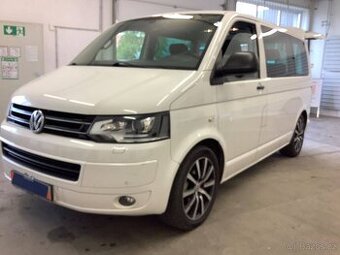 VW Multivan T5 2.0 TDI 103kW 4x4,webasto,xenon,tažné,navi.